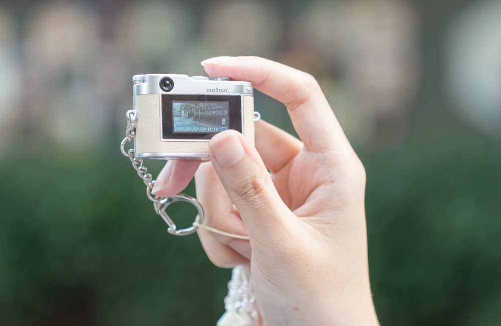 250807_Moment keyring cam_detail_15_ss.jpg